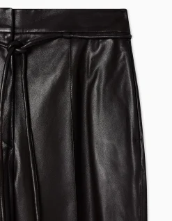 WOMAN'S TROUSERS