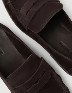 WOMEN'S Avenue Suede Loafer SHOE