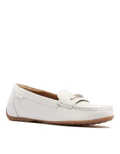 WOMEN'S Foxx White Pebbled SHOE