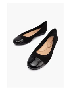 WOMEN'S JACARANDA SHOE