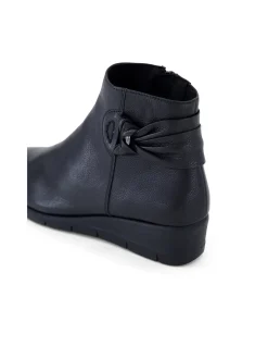 WOMEN'S MAEEVE BOOT
