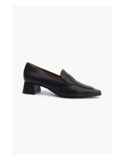 WOMEN'S WHIM SHOE