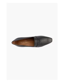 WOMEN'S WHIM SHOE