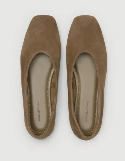 WOMEN'S Andrea Suede Ballet Flat SHOE