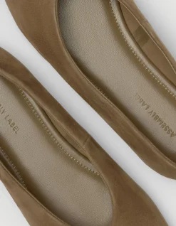 WOMEN'S Andrea Suede Ballet Flat SHOE