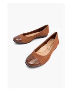 WOMEN'S JACARANDA SHOE