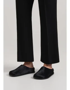 WOMEN'S LOU CLOG SHOE