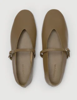 WOMEN'S Millie Leather Ballet Flat SHOE