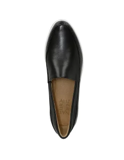 WOMEN'S Naturalizer Beale Black SHOE