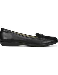 WOMEN'S Naturalizer Finley Black SHOE