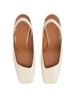 WOMEN'S Sara Kitten Heel SHOE