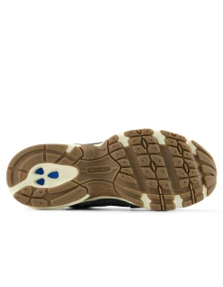 WOMEN'S 530 SNEAKER