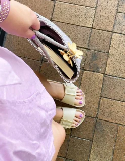 WOMEN'S SOLACE SANDAL