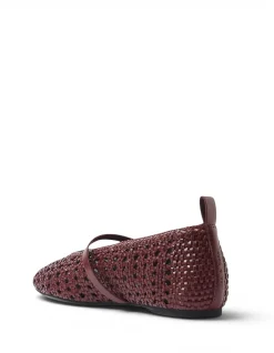 WOMEN'S SPIRE MARY JANE SHOE