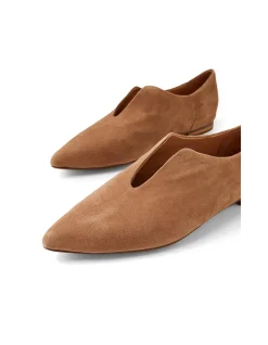 Yagami Cut Out Pointed Suede Flat Pumps