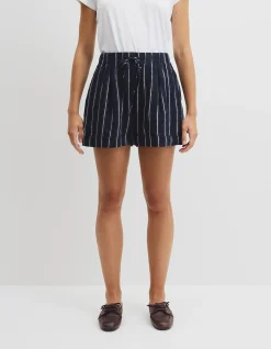 Yarn Dyed Cuff Linen Short