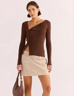 ZINNIA ASYMMETRIC KNIT TOP