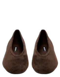 ZUCIA FLAT